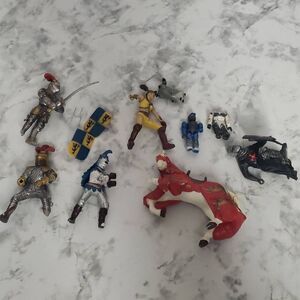Knights Action Figurines